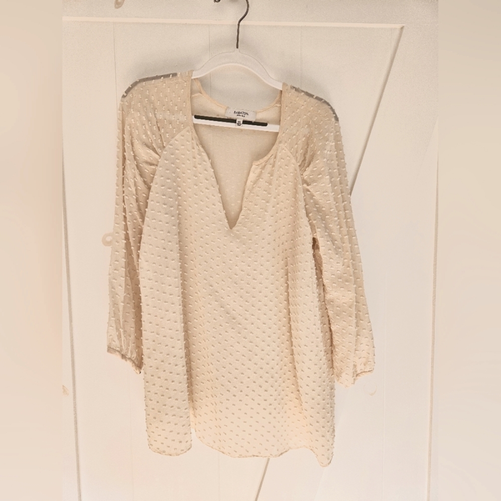 Silk cream Aritzia Babaton Augusta blouse XXS-XS